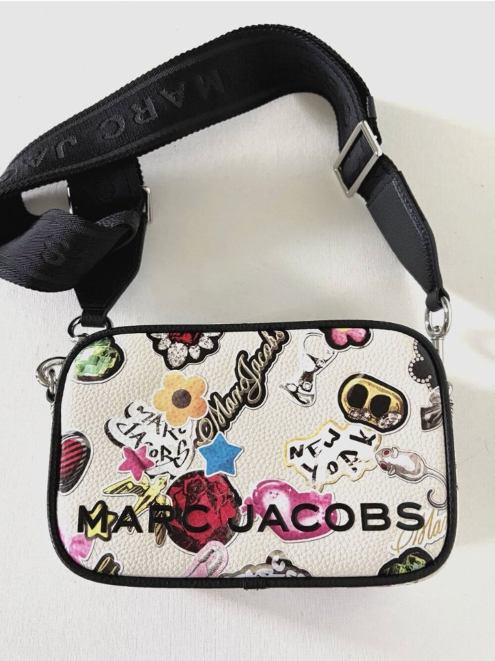 New Marc Jacobs Graphic Sticker Crossbody Camera Bag Pebble Leather White Multi